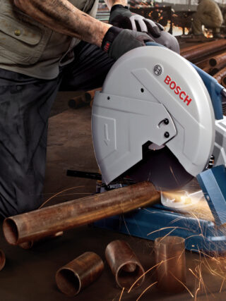 Descubre los diferentes usos de la Tronzadora Bosch, una herramienta imprescindible para cortes rápidos y precisos en metales.
